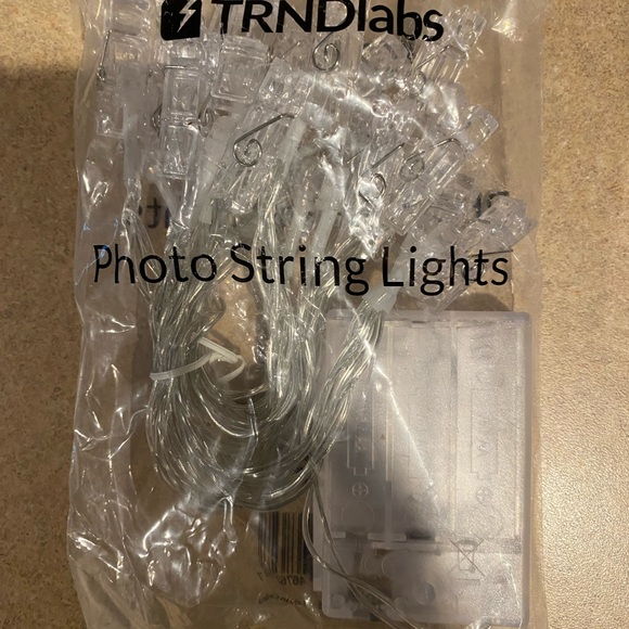 TRNDLABS Recycled LED Photo Picture Hanging String Lights NEW - Picture 2 of 2